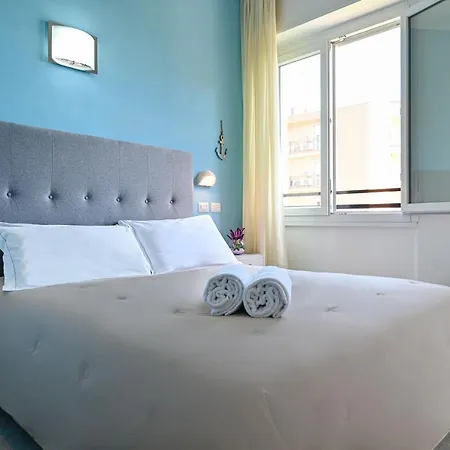 Otel Amadei Promenade 3*