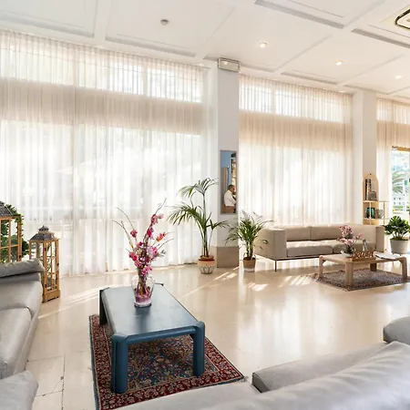 Amadei Hotel Promenade 3* Pesaro