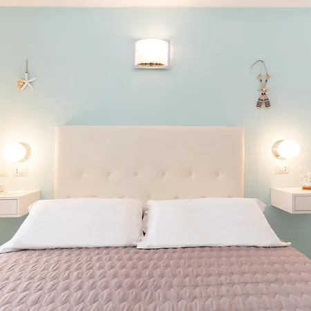 Amadei Hotel Promenade 3*