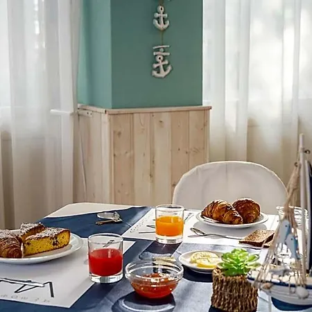 Amadei Hotel Promenade 3*