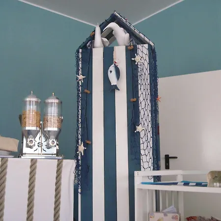 Amadei Promenade Ξενοδοχείο 3*